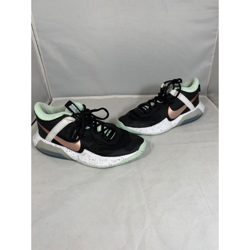 Nike Air Zoom Crossover 2 Basketball Shoes size 6Y